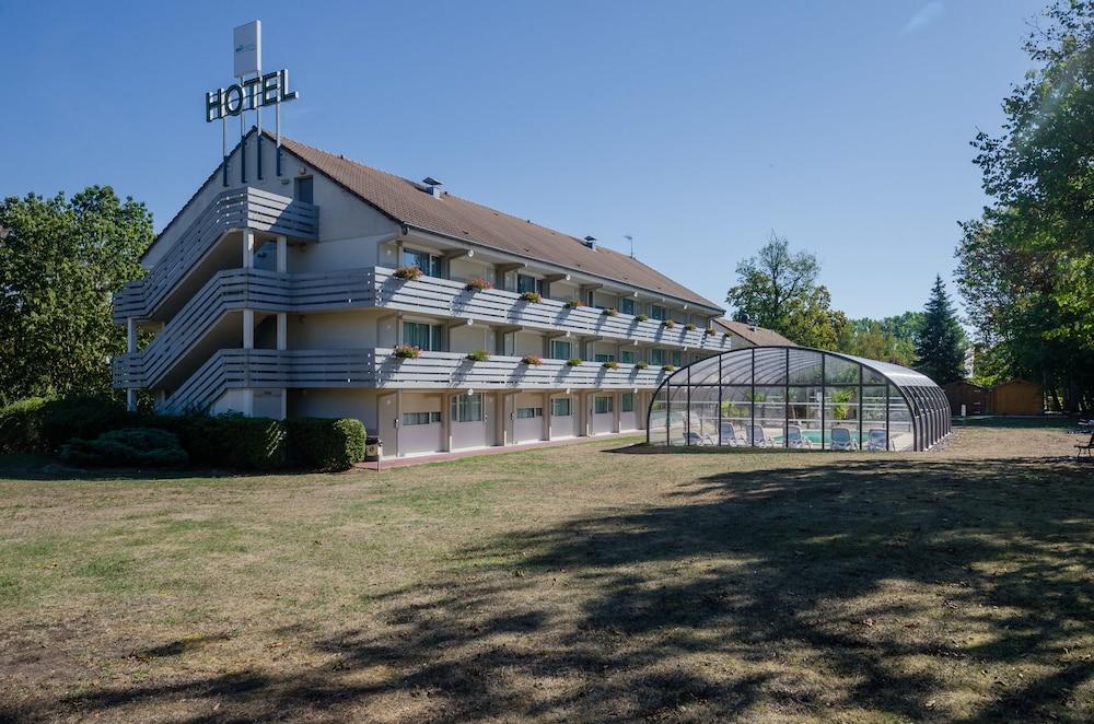 Brit Hotel Confort Nancy Lunéville Buitenkant foto