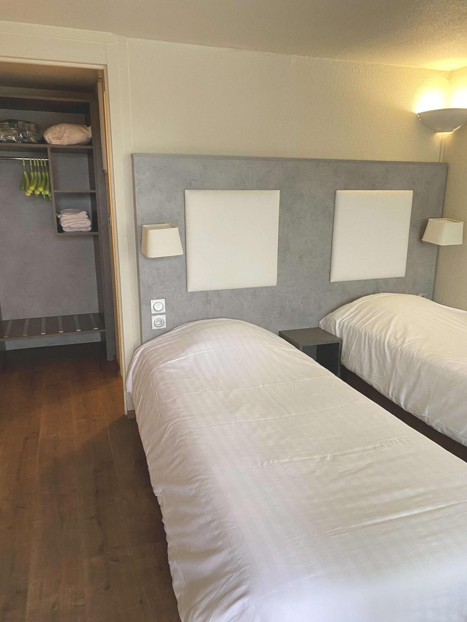 Brit Hotel Confort Nancy Lunéville Buitenkant foto